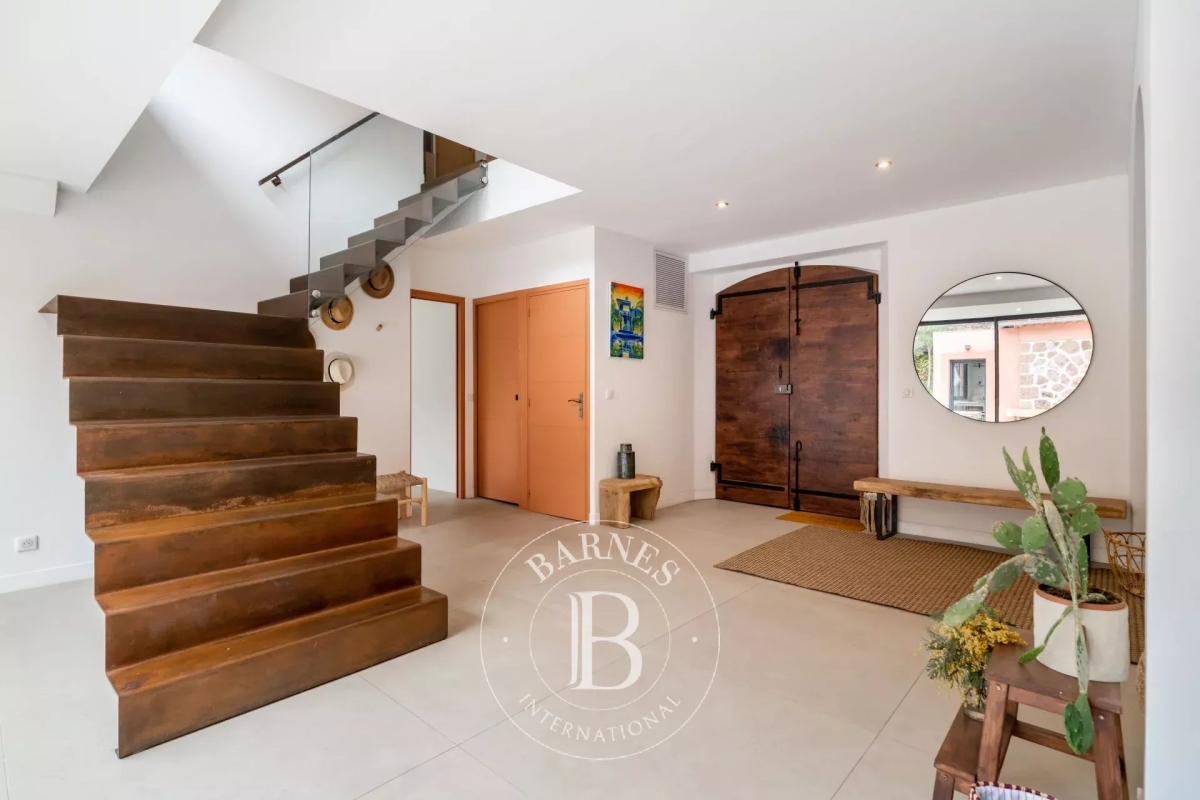 Maison de luxe à vendre à Saint-Raphaël, 1 800 000 €, Photo 4