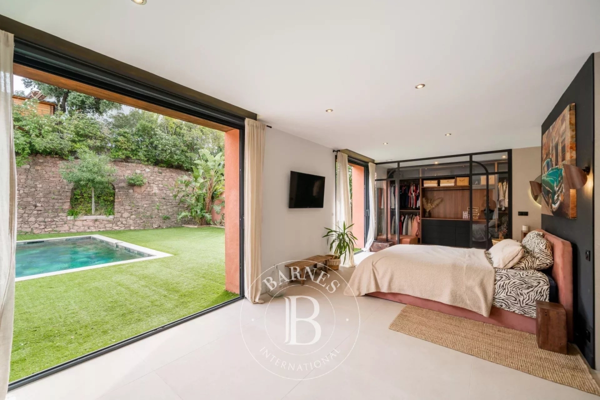 Maison de luxe à vendre à Saint-Raphaël, 1 800 000 €, Photo 5