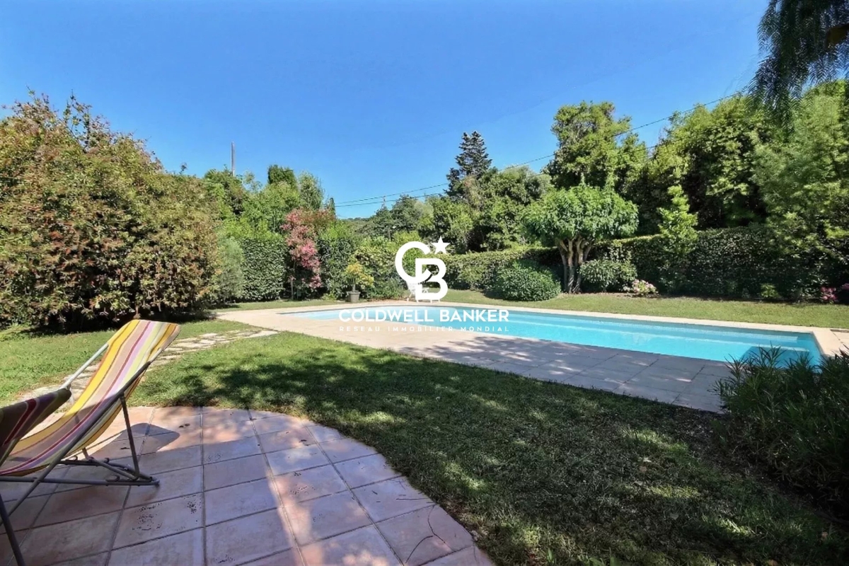 Maison de luxe à vendre à Cap d'Antibes, 2 290 000 €, Photo 1