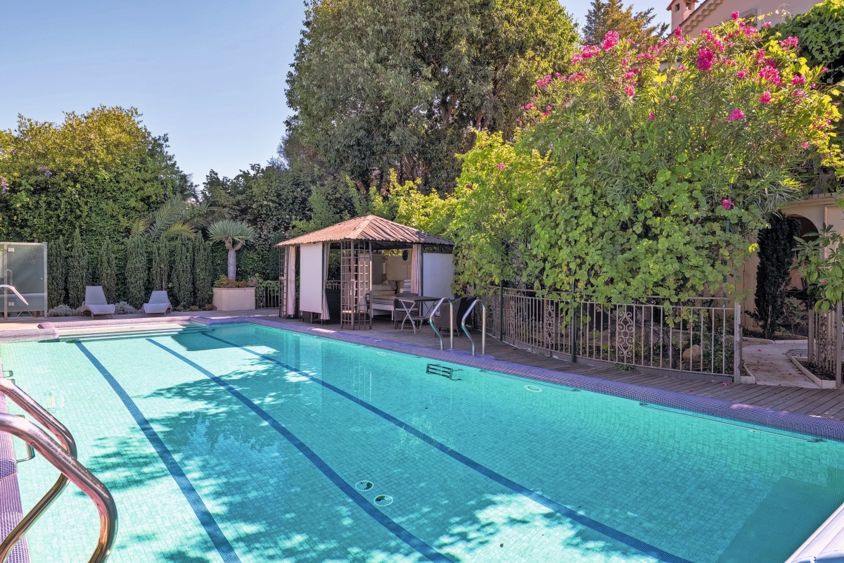 Luxury House for sale in Cap d'Antibes, 3 300 000 €, Photo 2