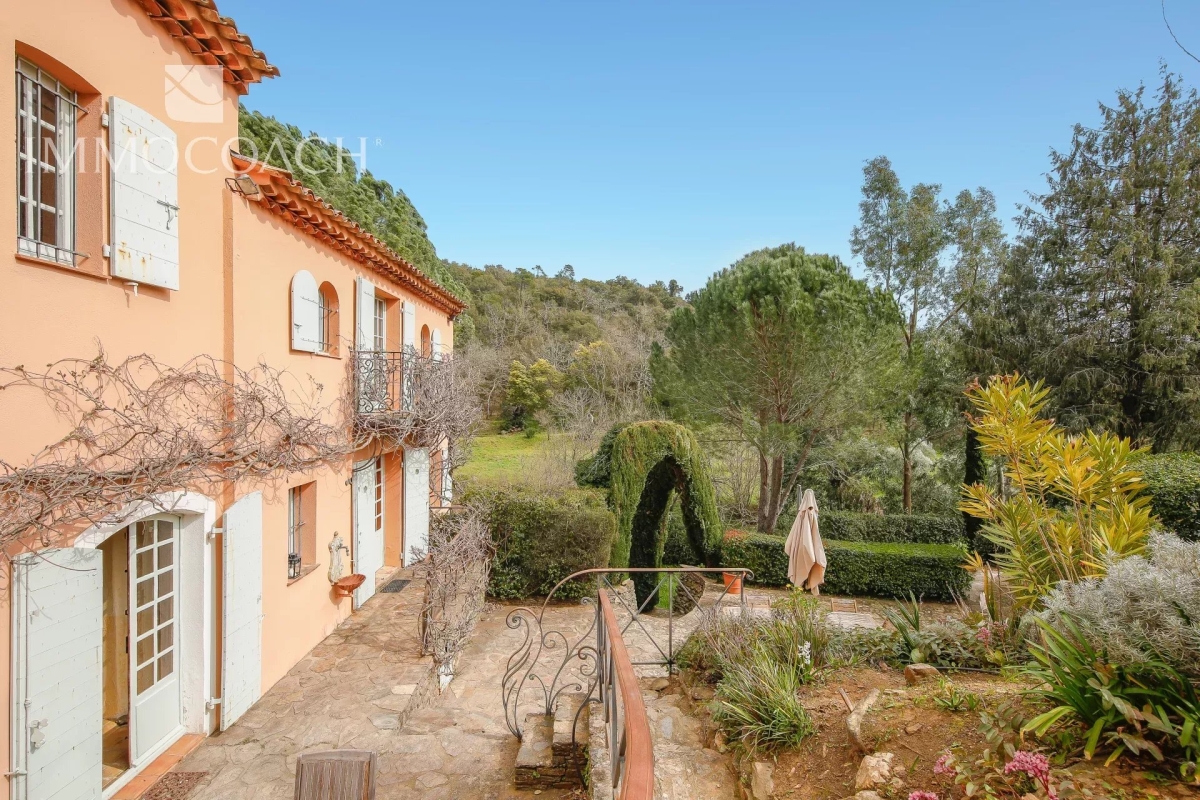 Luxury House for sale in Collobrières, 1 260 000 €, Photo 4