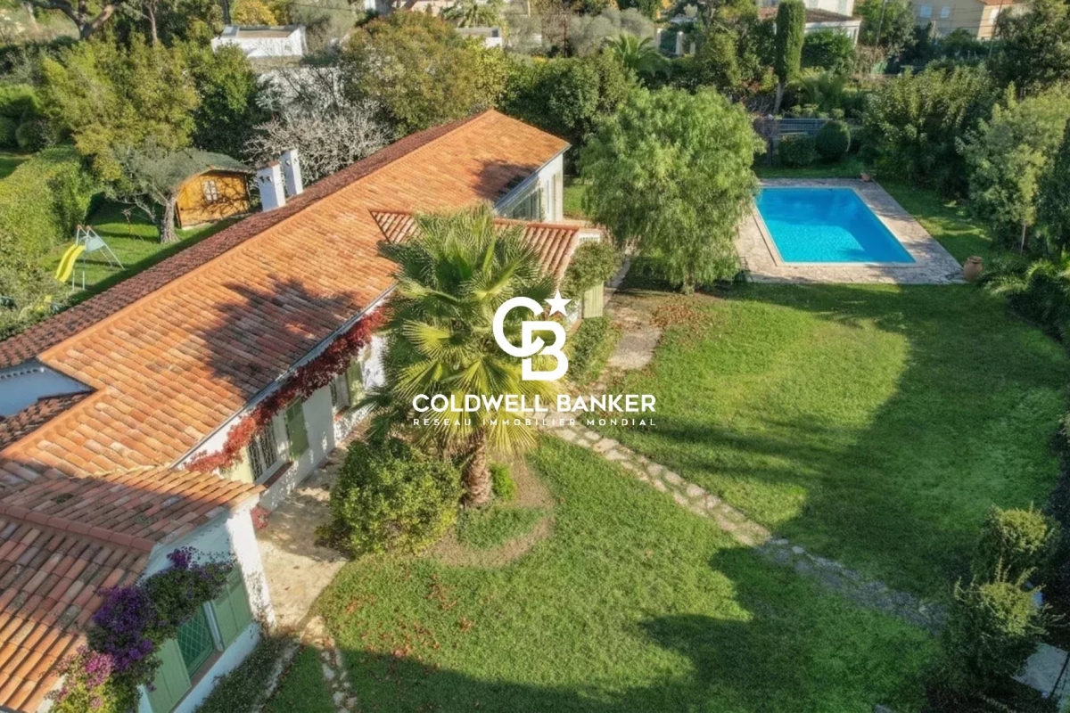 Maison de luxe à vendre à Cap d'Antibes, 2 290 000 €, Photo 4