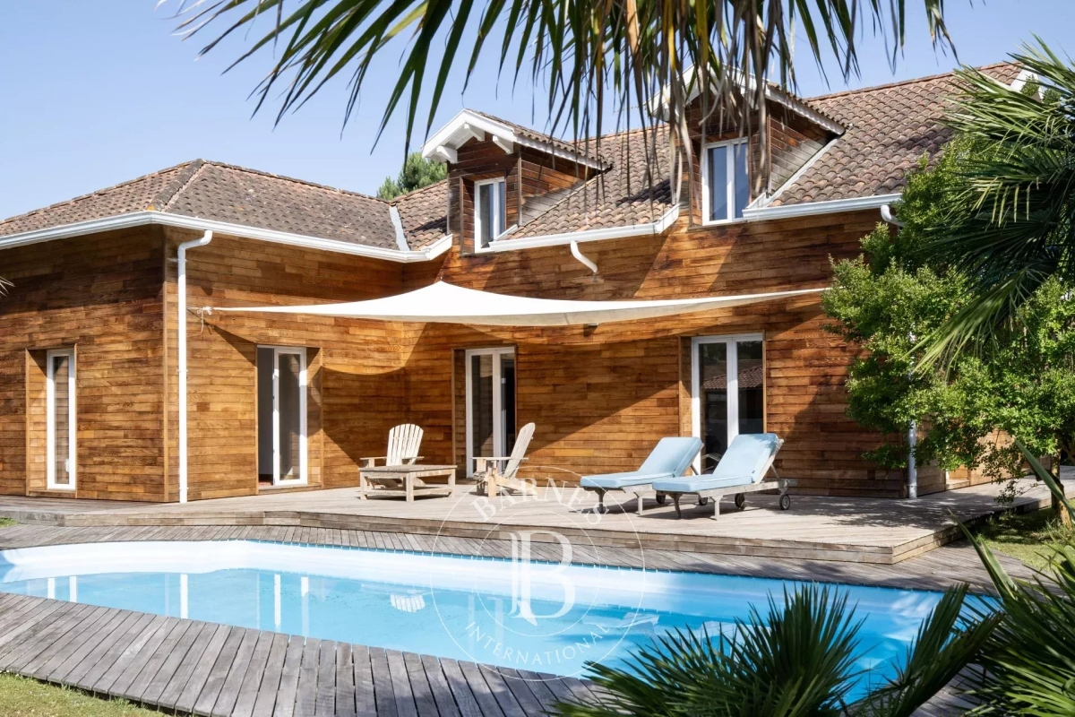 Luxury House for sale in Anglet, 2 590 000 €, Photo 1