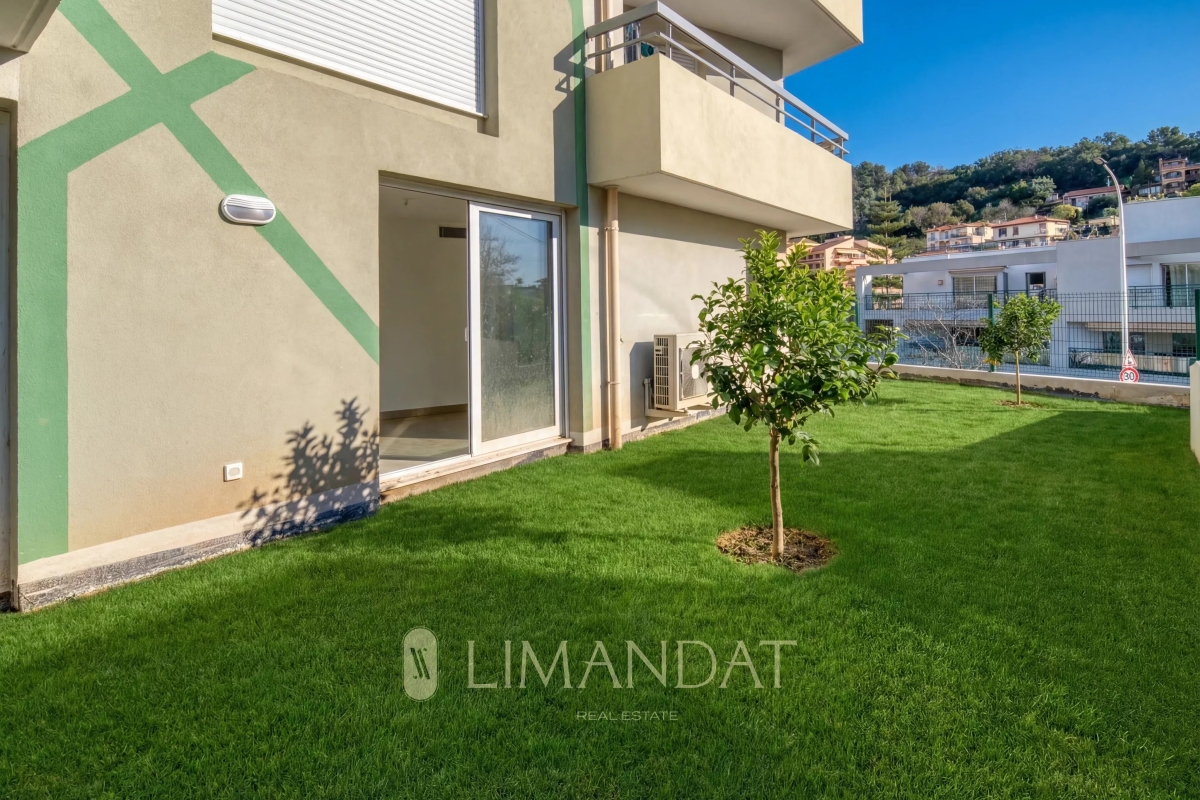 Luxury Apartment for sale in Roquebrune-Cap-Martin, 479 000 €, Photo 2