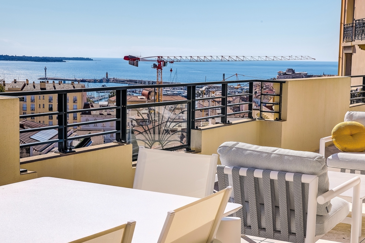 Luxury Apartment for sale in Cannes, 2 590 000 €, Photo 1