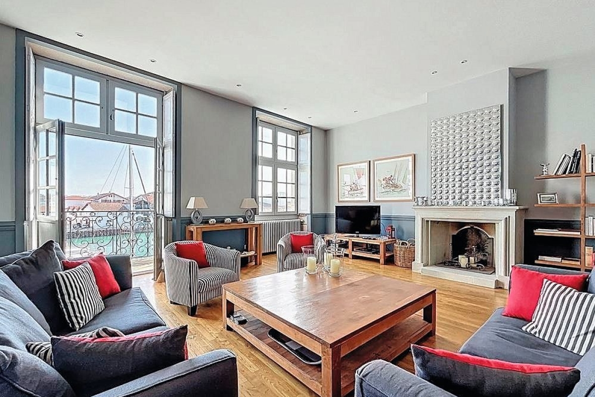 Luxury Apartment for sale in Saint-Jean-de-Luz, 1 400 000 €, Photo 1