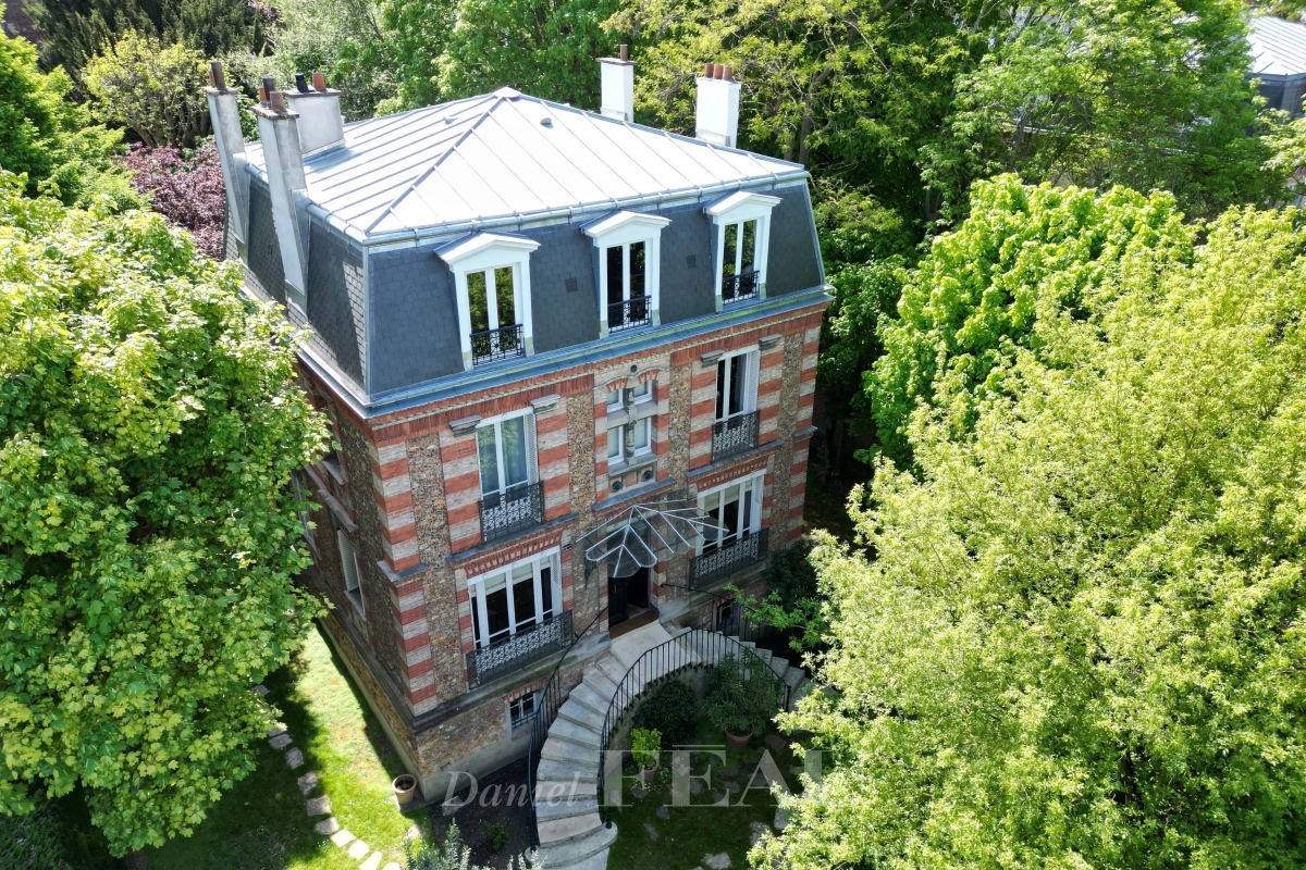 Maison de luxe à vendre à Sèvres, 2 250 000 €, Photo 1