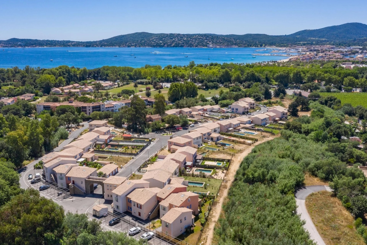 Luxury Apartment for sale in Grimaud, 499 000 €, Photo 1