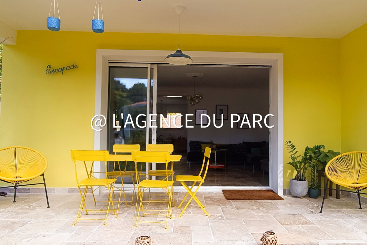 Luxury House for sale in Saint-Georges-de-Didonne, 764 400 €, Photo 2