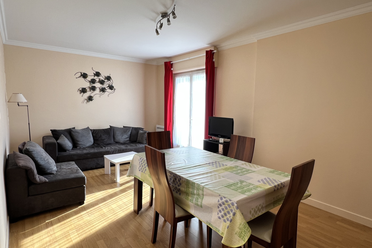 Appartement de luxe à vendre à Royan, 167 000 €, Photo 2