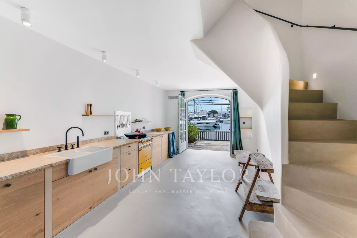 Maison de luxe à vendre à Grimaud, 1 690 000 €, Photo 2