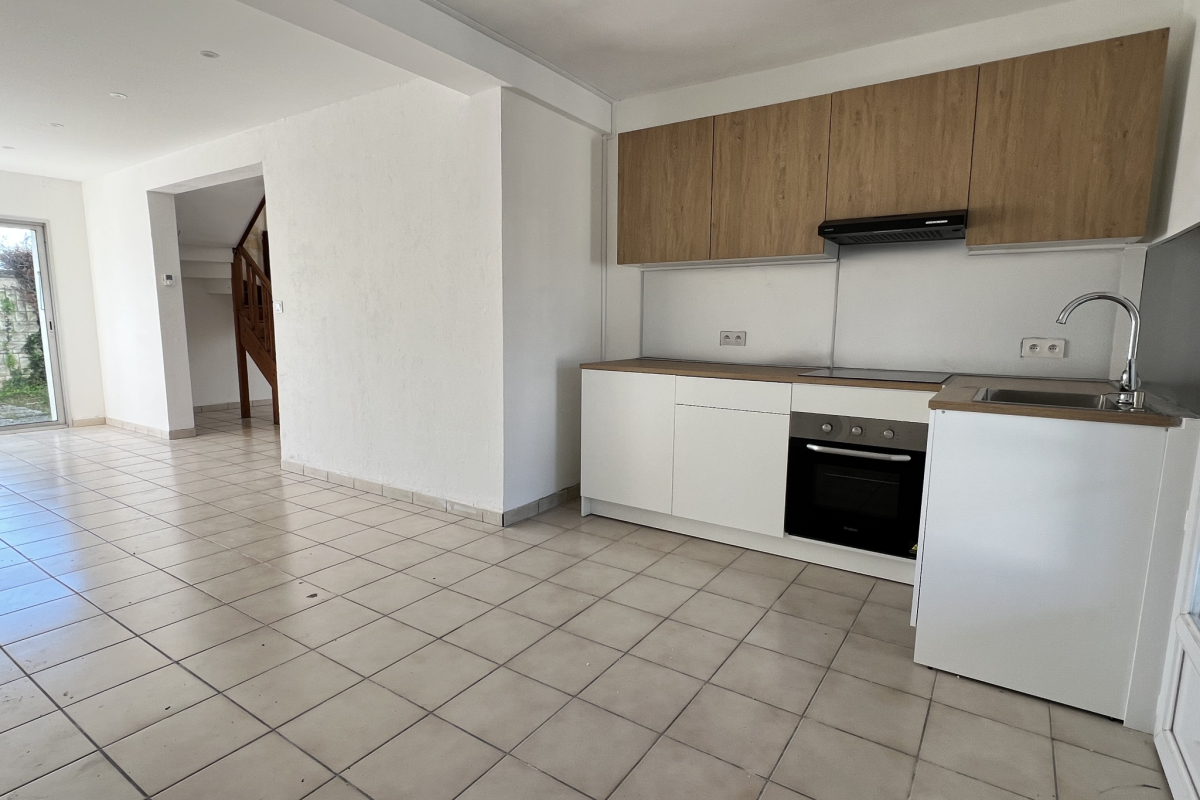 Maison de luxe à vendre à Royan, 399 000 €, Photo 3