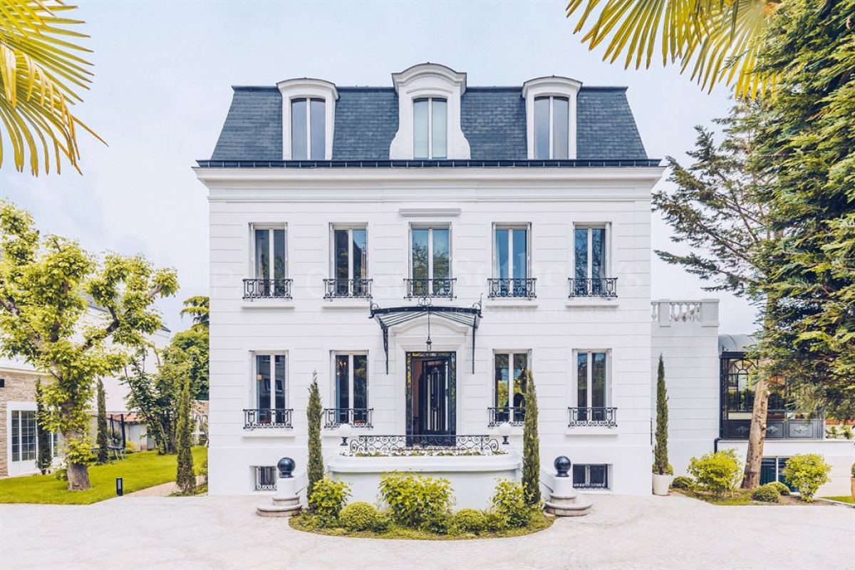 Maison de luxe à vendre à La Varenne Saint Hilaire, 3 980 000 €, Photo 1
