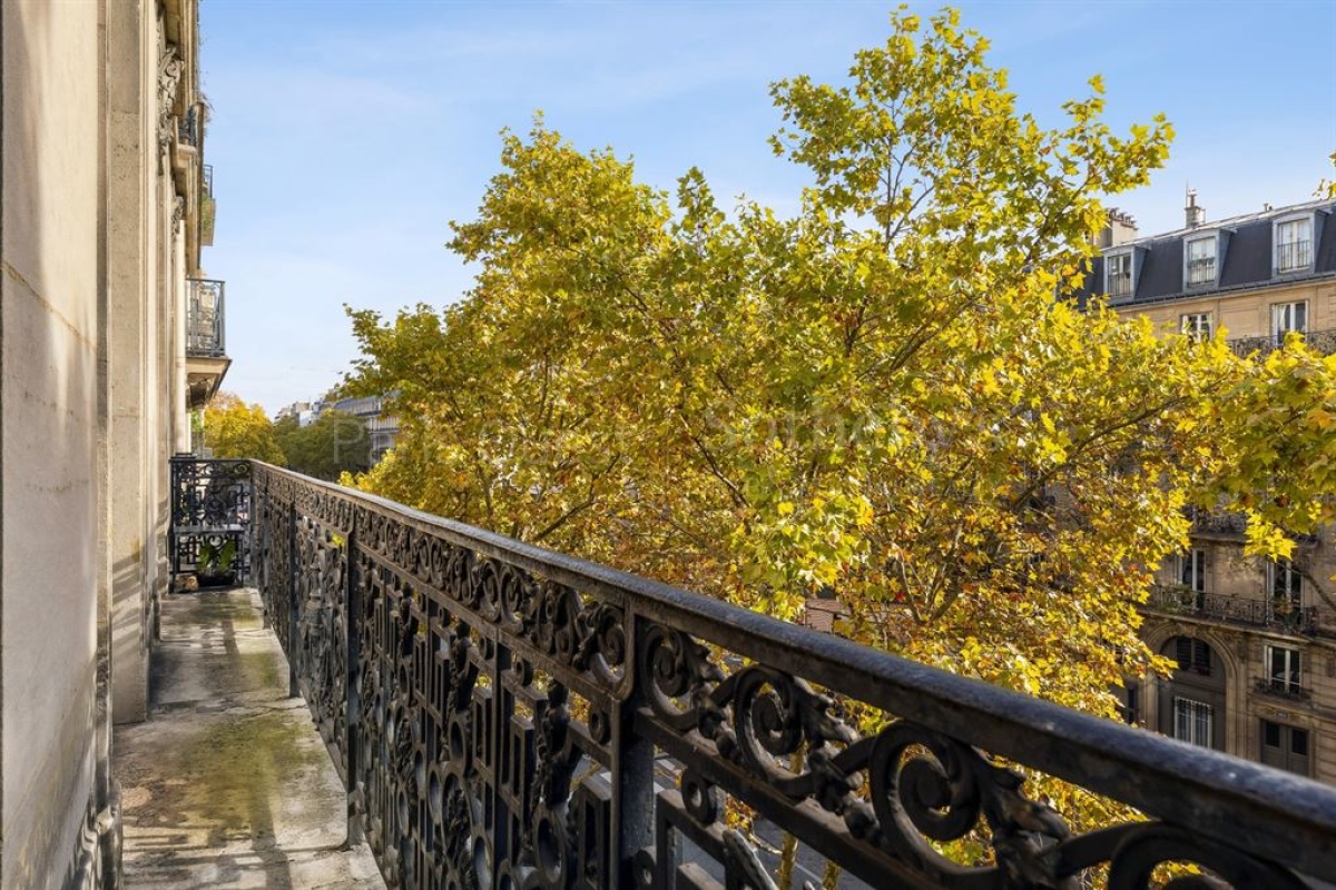 Luxury Apartment for sale in Paris 8ème, 3 650 000 €, Photo 2