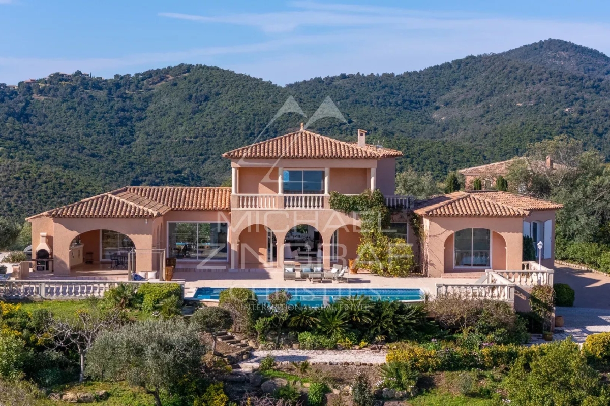 Maison de luxe à vendre à Roquebrune-sur-Argens, 2 380 000 €, Photo 1