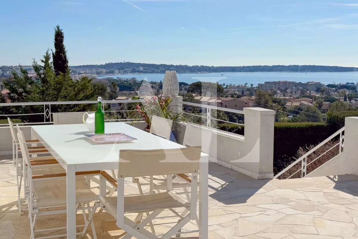 Maison de luxe à vendre à Le Golfe Juan, 2 680 000 €, Photo 2