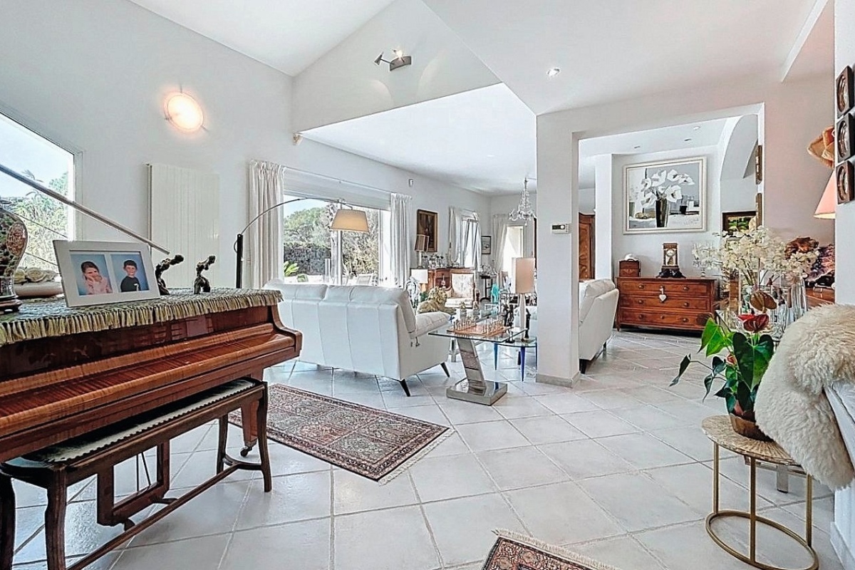 Maison de luxe à vendre à Saint-Raphaël, 2 150 000 €, Photo 3