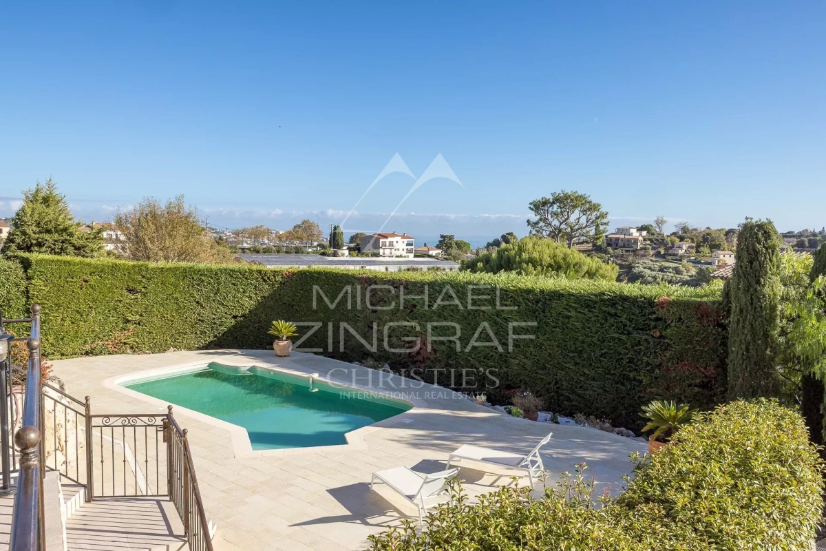 Luxury House for sale in Saint-Laurent-du-Var, 1 210 000 €, Photo 3