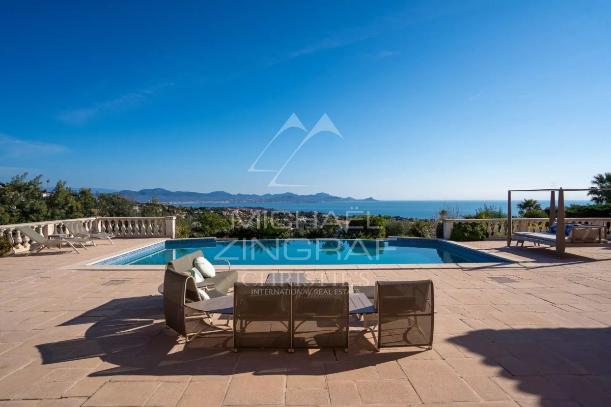 Maison de luxe à vendre à Roquebrune-sur-Argens, 2 380 000 €, Photo 3
