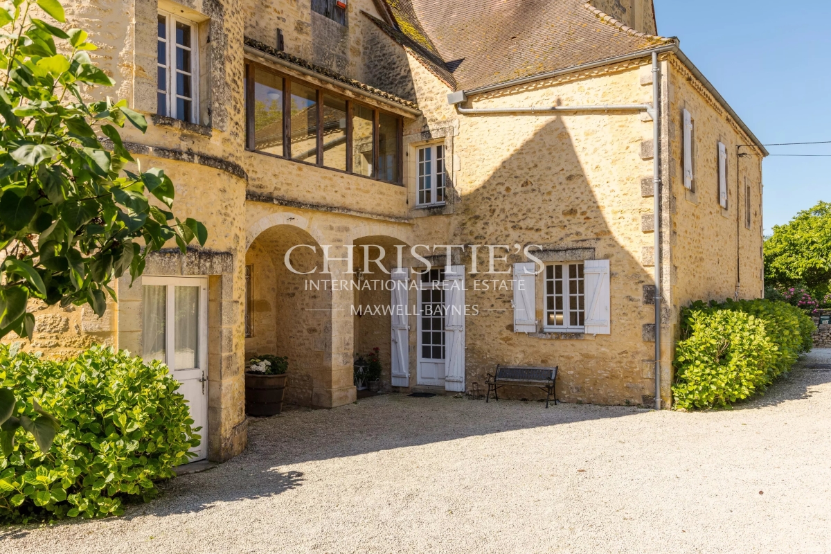 Luxury House for sale in Saint-Cyprien, 1 365 000 €, Photo 3