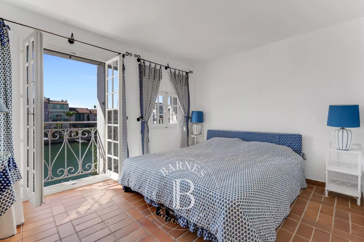 Maison de luxe à vendre à Port Grimaud, 1 350 000 €, Photo 4