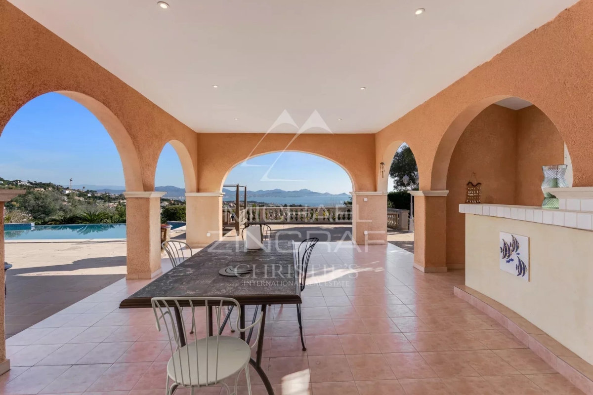 Maison de luxe à vendre à Roquebrune-sur-Argens, 2 380 000 €, Photo 4