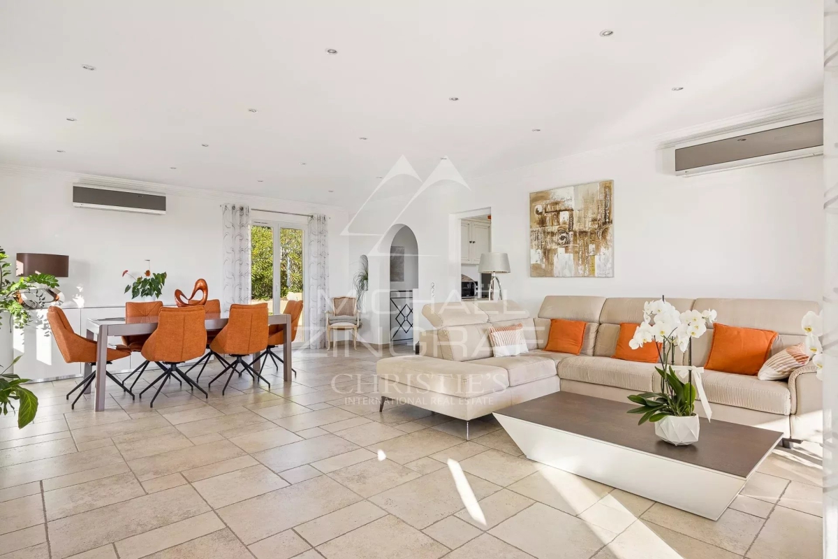 Luxury House for sale in Saint-Laurent-du-Var, 1 210 000 €, Photo 6