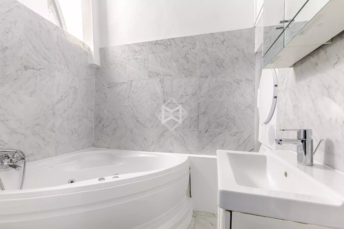 Luxury Apartment for sale in Paris 7ème, 850 000 €, Photo 6