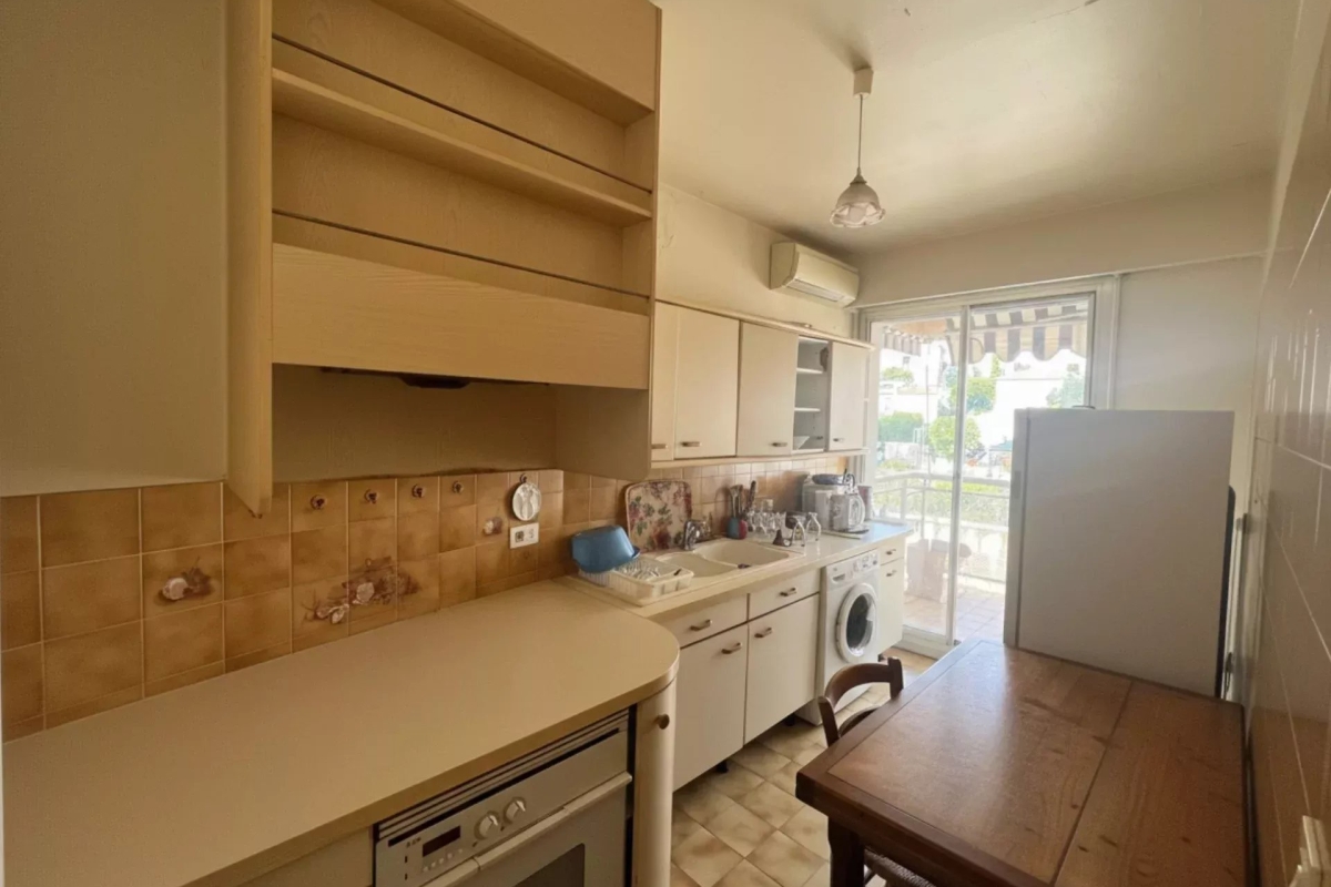 Luxury Apartment for sale in Beaulieu-sur-Mer, 695 000 €, Photo 7