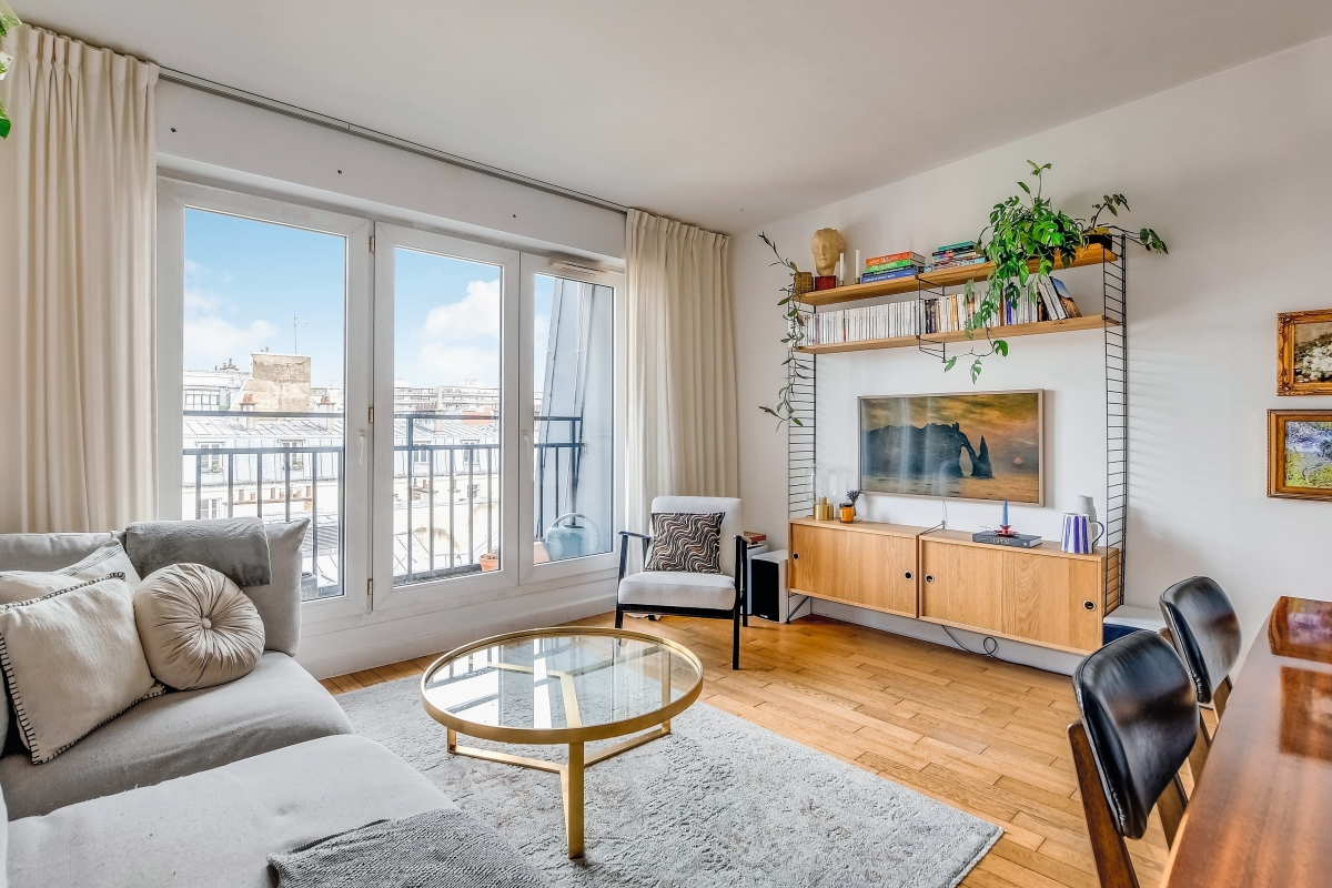 Luxury Apartment for sale in Paris 11ème, 630 000 €, Photo 1