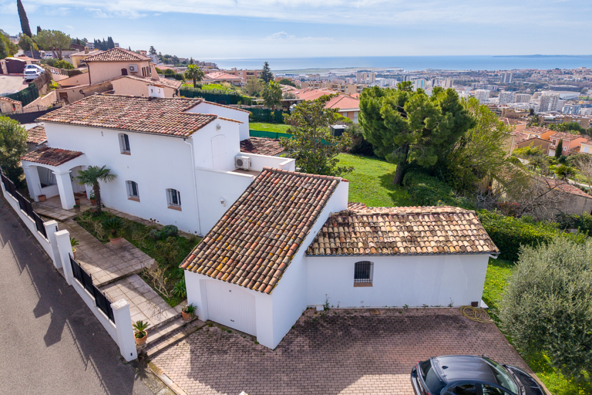 Maison de luxe à vendre à Nice, 1 550 000 €, Photo 2