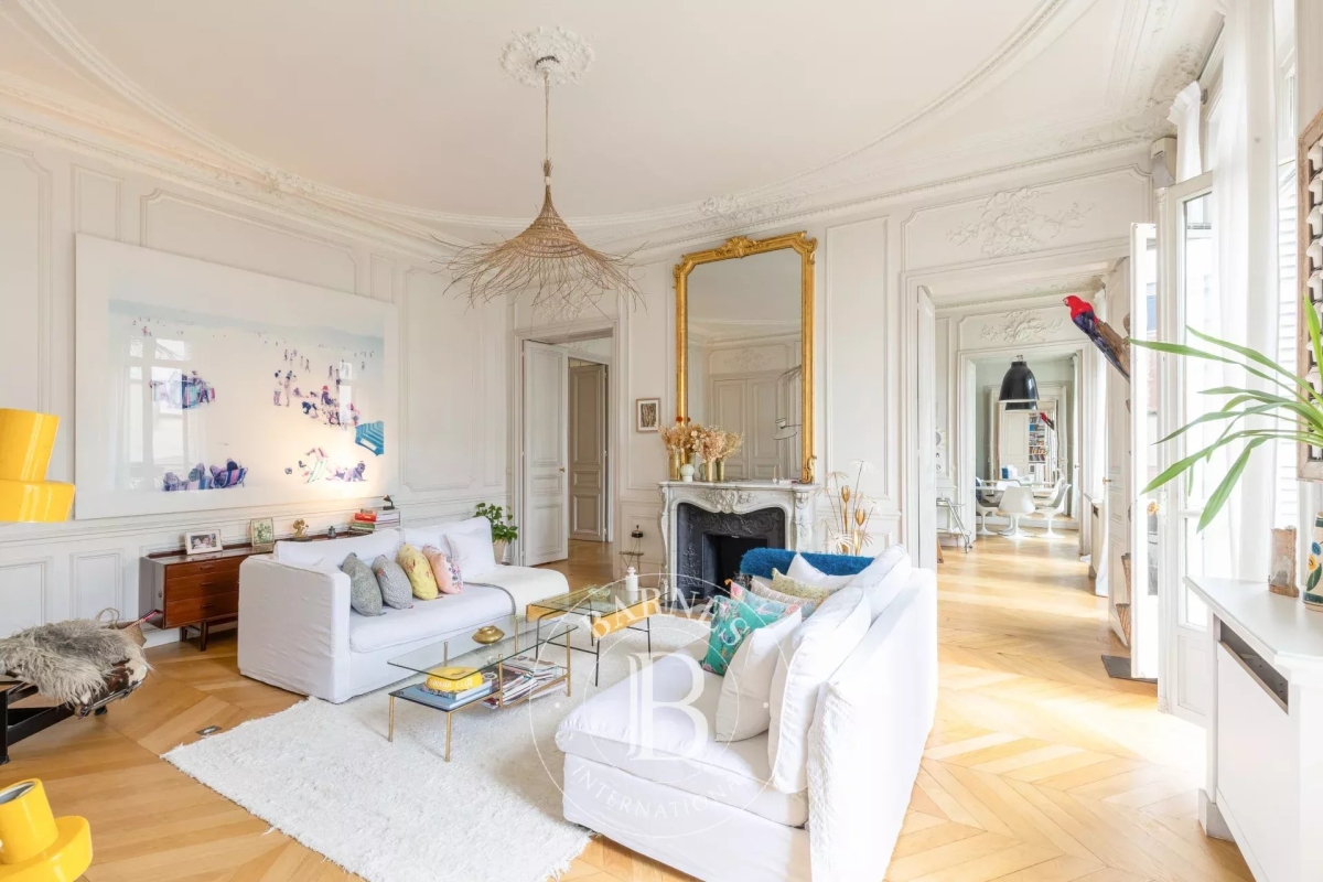 Luxury Apartment for sale in Paris 10ème, 2 400 000 €, Photo 3
