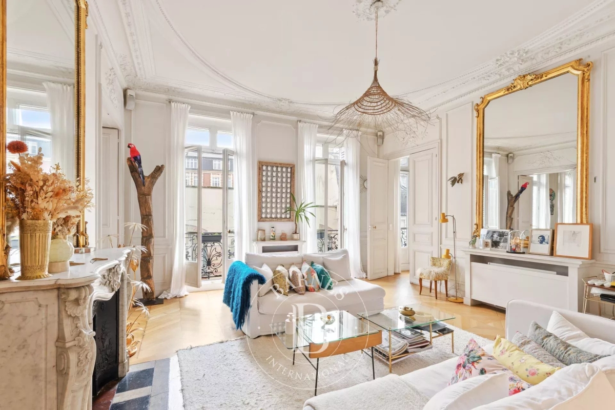 Luxury Apartment for sale in Paris 10ème, 2 400 000 €, Photo 4