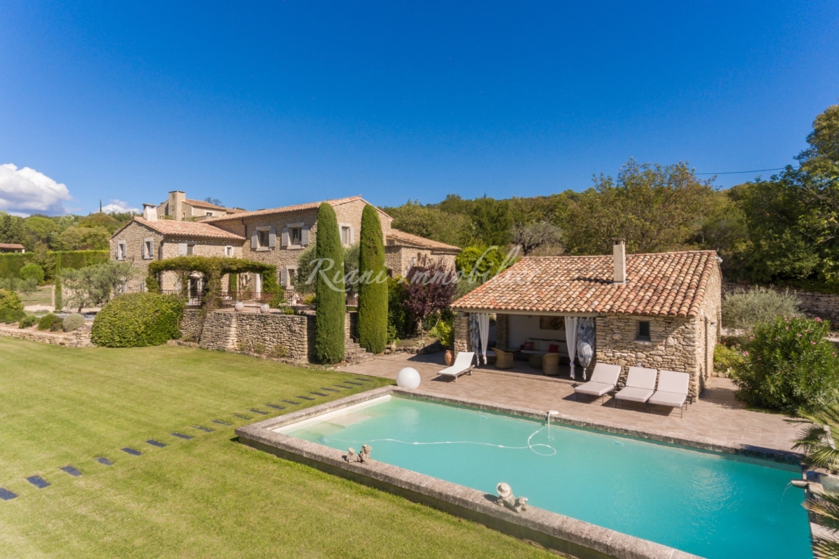 Maison de luxe à vendre à Gordes, 1 995 000 €, Photo 1