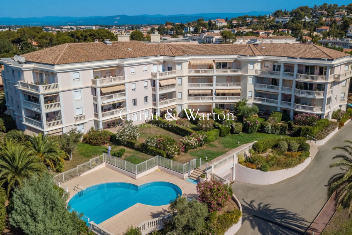 Luxury Apartment for sale in Saint-Raphaël, 1 295 000 €, Photo 4