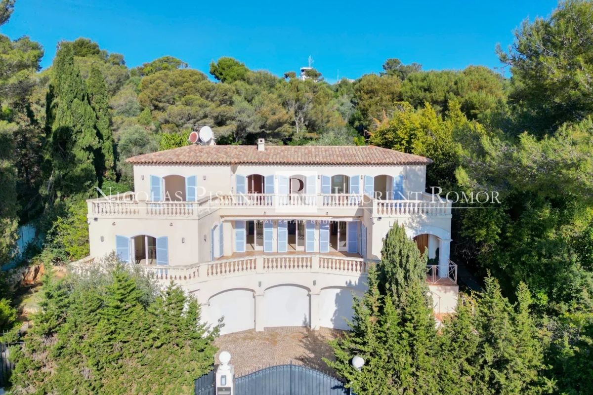 Maison de luxe à vendre à Saint-Jean-Cap-Ferrat, 12 600 000 €, Photo 1