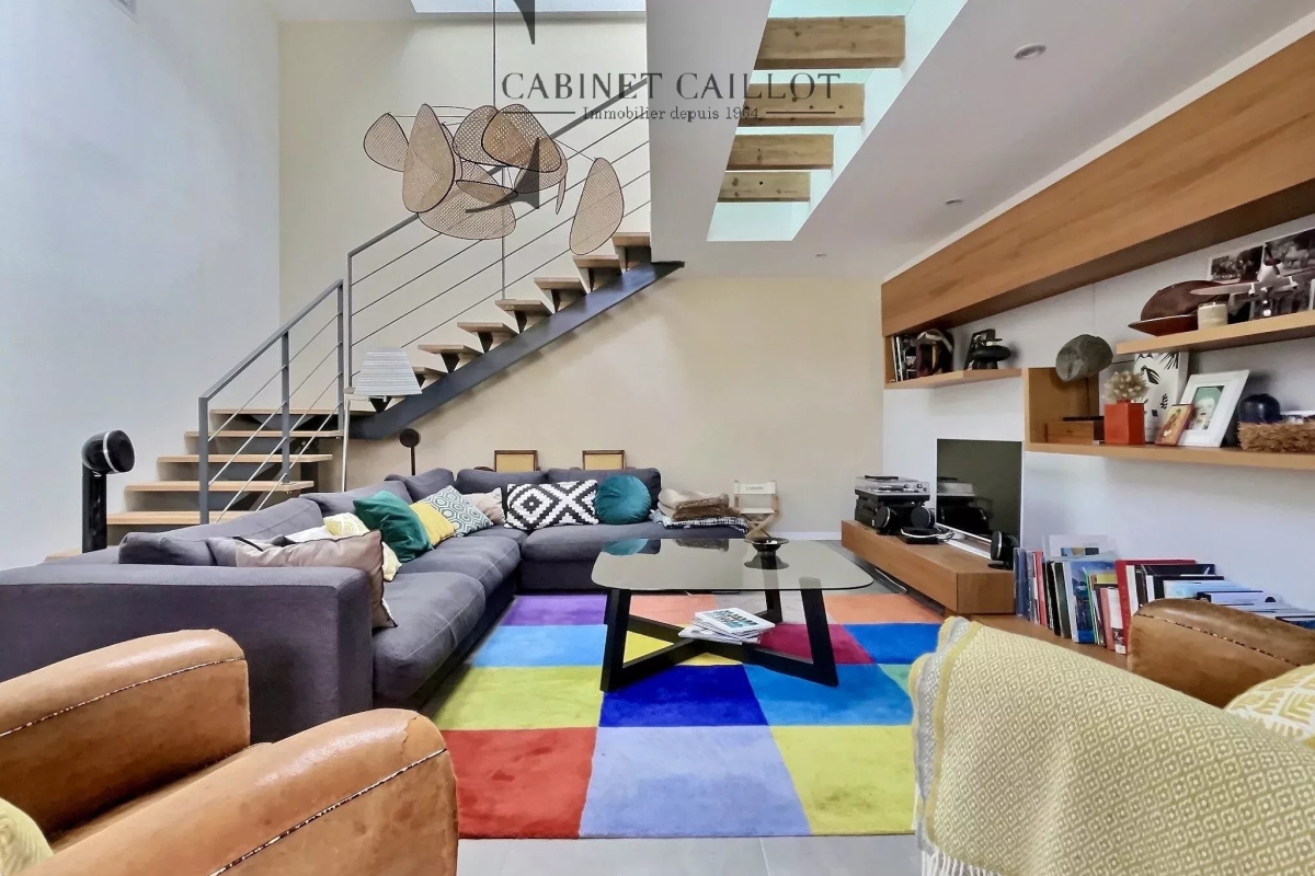 Maison de luxe à vendre à Saintes, 656 000 €, Photo 1