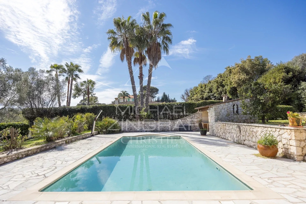 Luxury House for sale in Antibes, 1 695 000 €, Photo 2