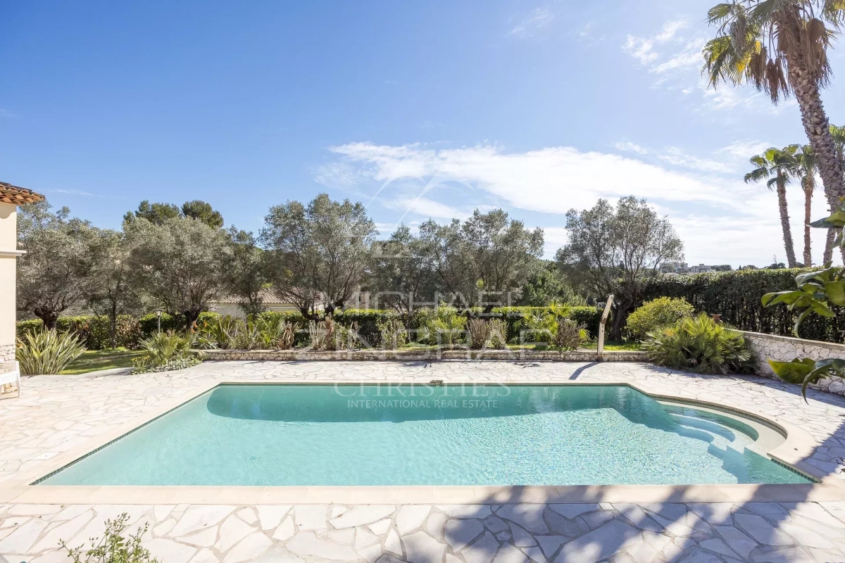 Luxury House for sale in Antibes, 1 695 000 €, Photo 3