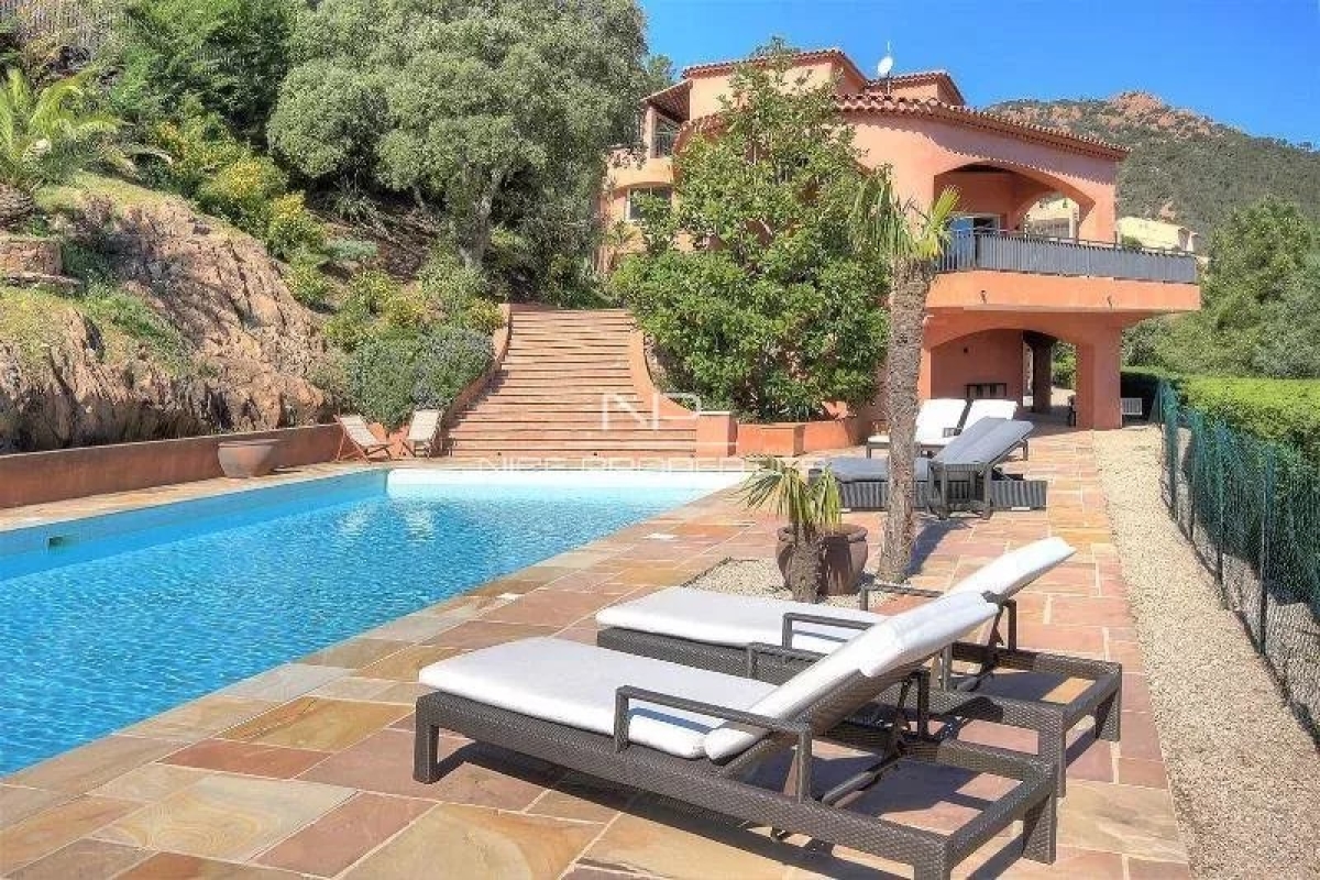 Maison de luxe à vendre à Théoule-sur-Mer, 5 900 000 €, Photo 3