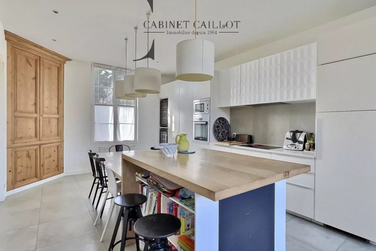 Maison de luxe à vendre à Saintes, 656 000 €, Photo 4