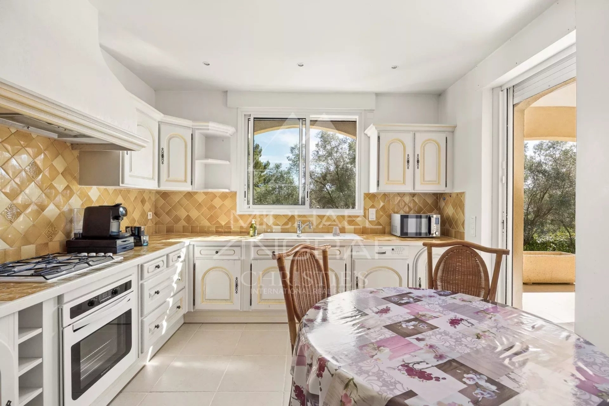 Luxury House for sale in Antibes, 1 695 000 €, Photo 6