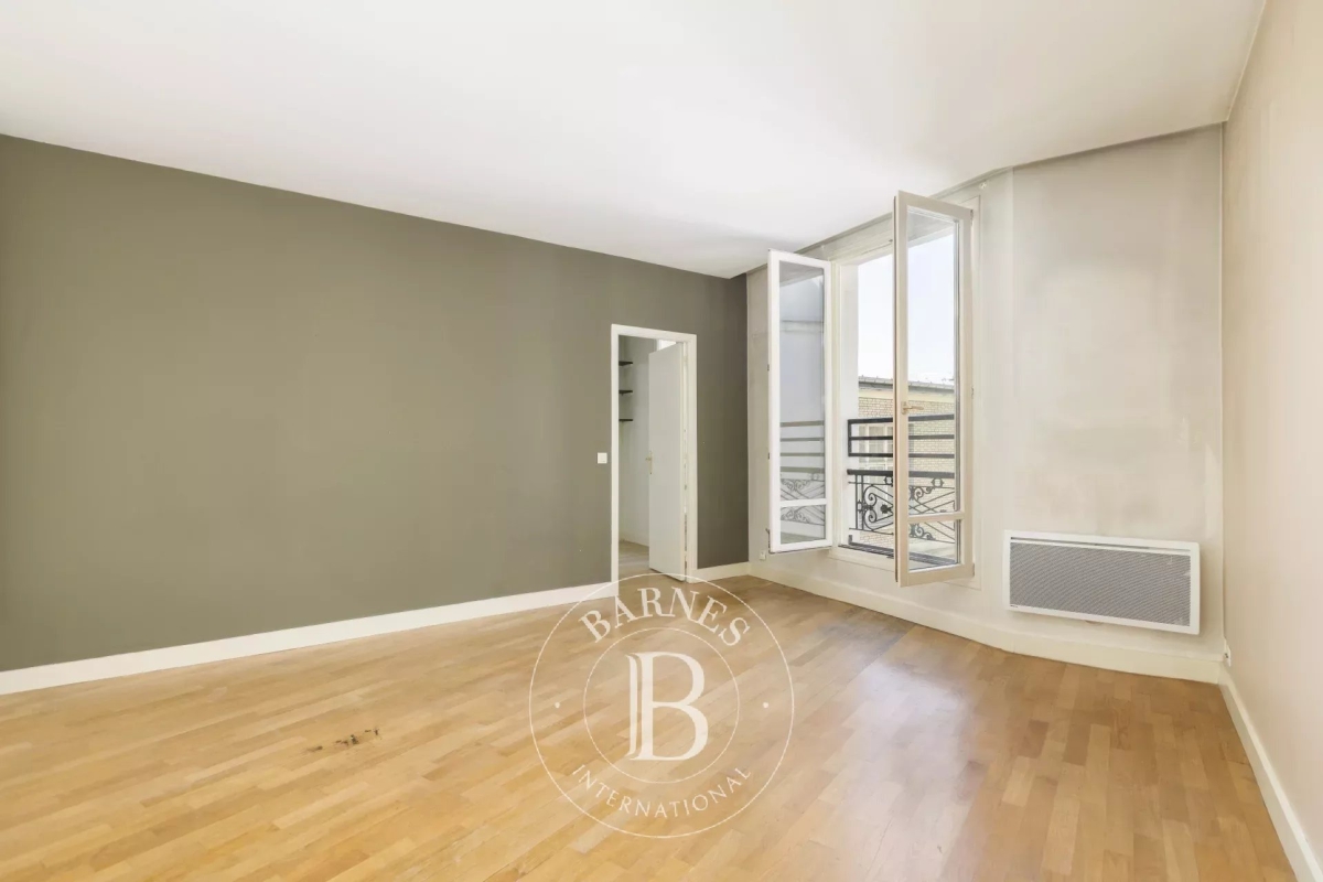 Luxury Apartment for sale in Paris 6ème, 979 000 €, Photo 2