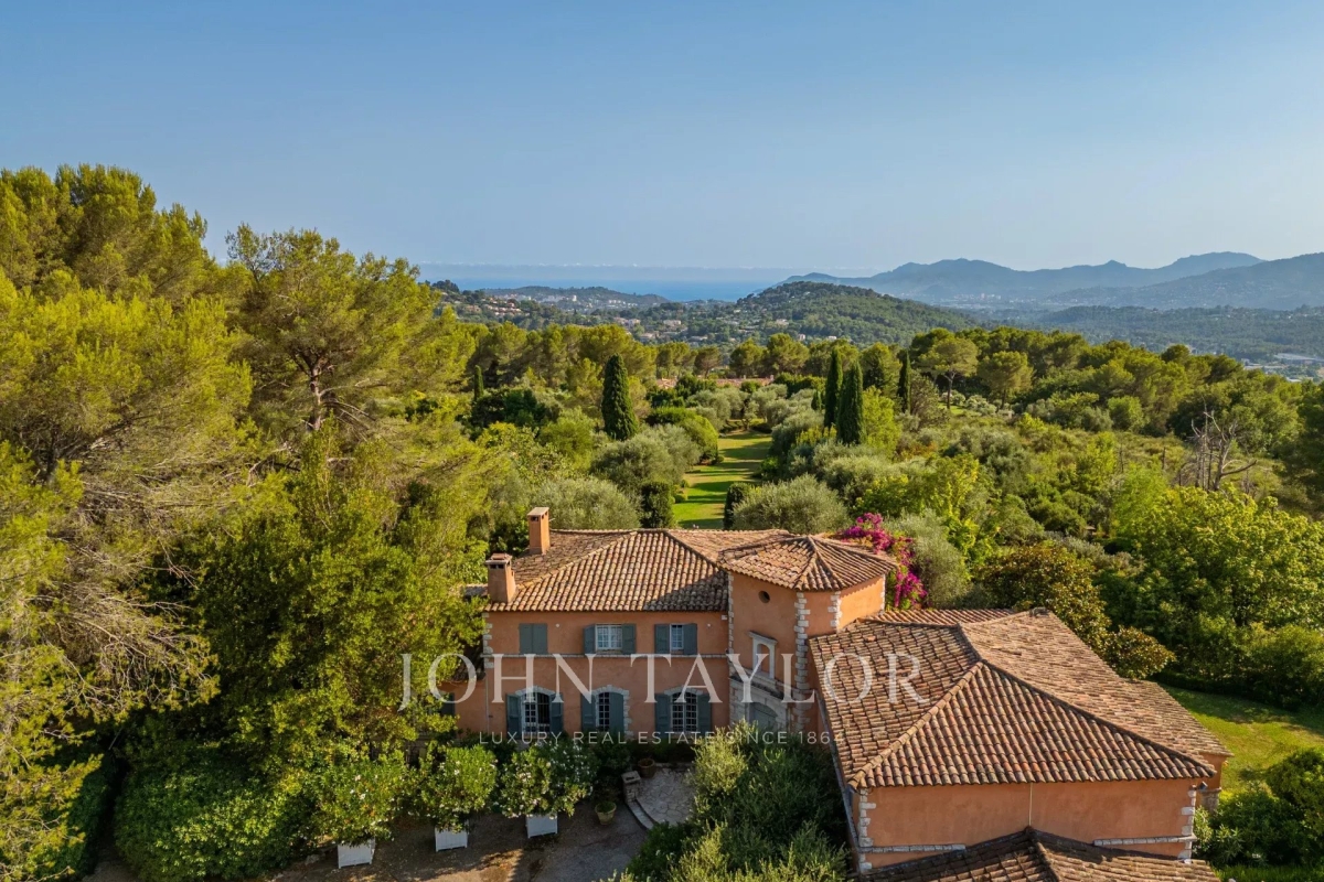 Maison de luxe à vendre à Mougins, 12 800 000 €, Photo 2