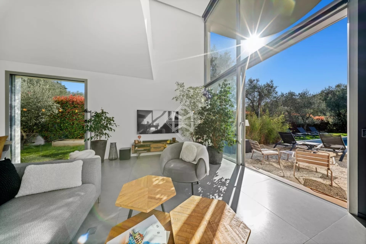 Maison de luxe à vendre à Valbonne, 2 400 000 €, Photo 5
