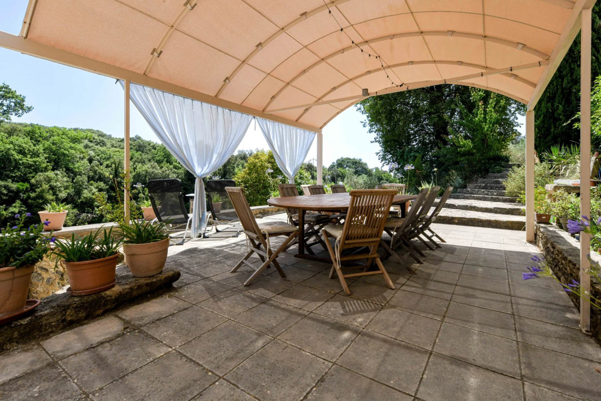 Luxury House for sale in Saint-Michel-d'Euzet, 689 000 €, Photo 4