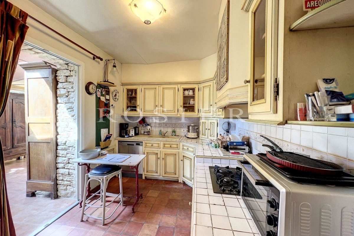 Maison de luxe à vendre à Murs, 1 100 000 €, Photo 5