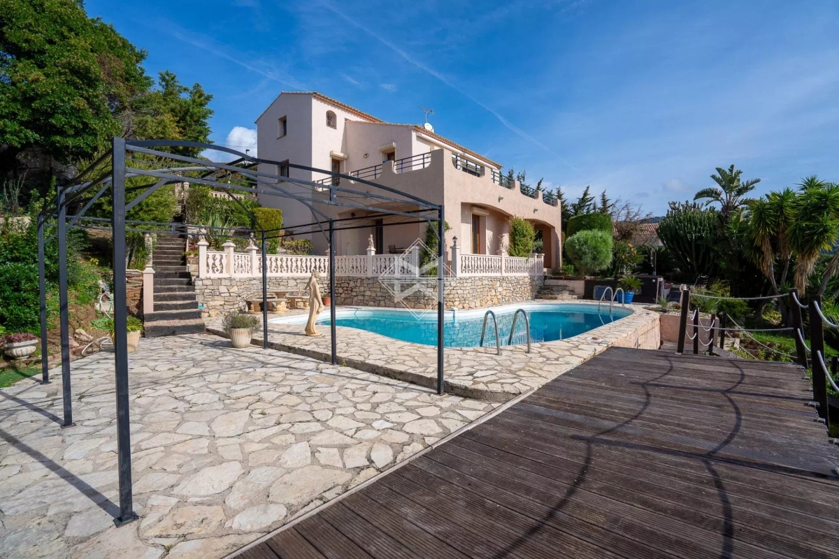 Luxury House for sale in Rayol Canadel sur Mer, 1 990 000 €, Photo 6