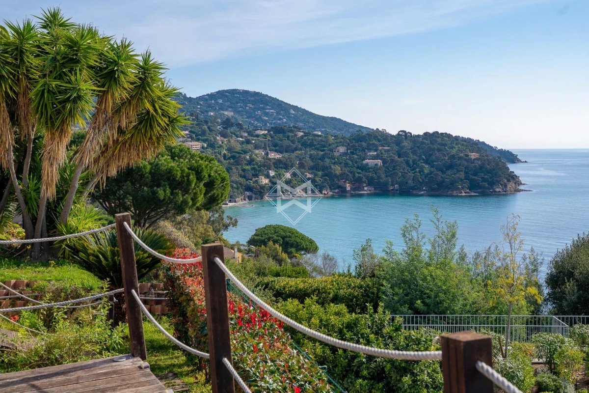 Luxury House for sale in Rayol Canadel sur Mer, 1 990 000 €, Photo 7