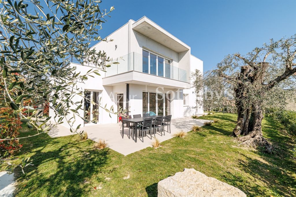 Maison de luxe à vendre à Nice, 1 680 000 €, Photo 1